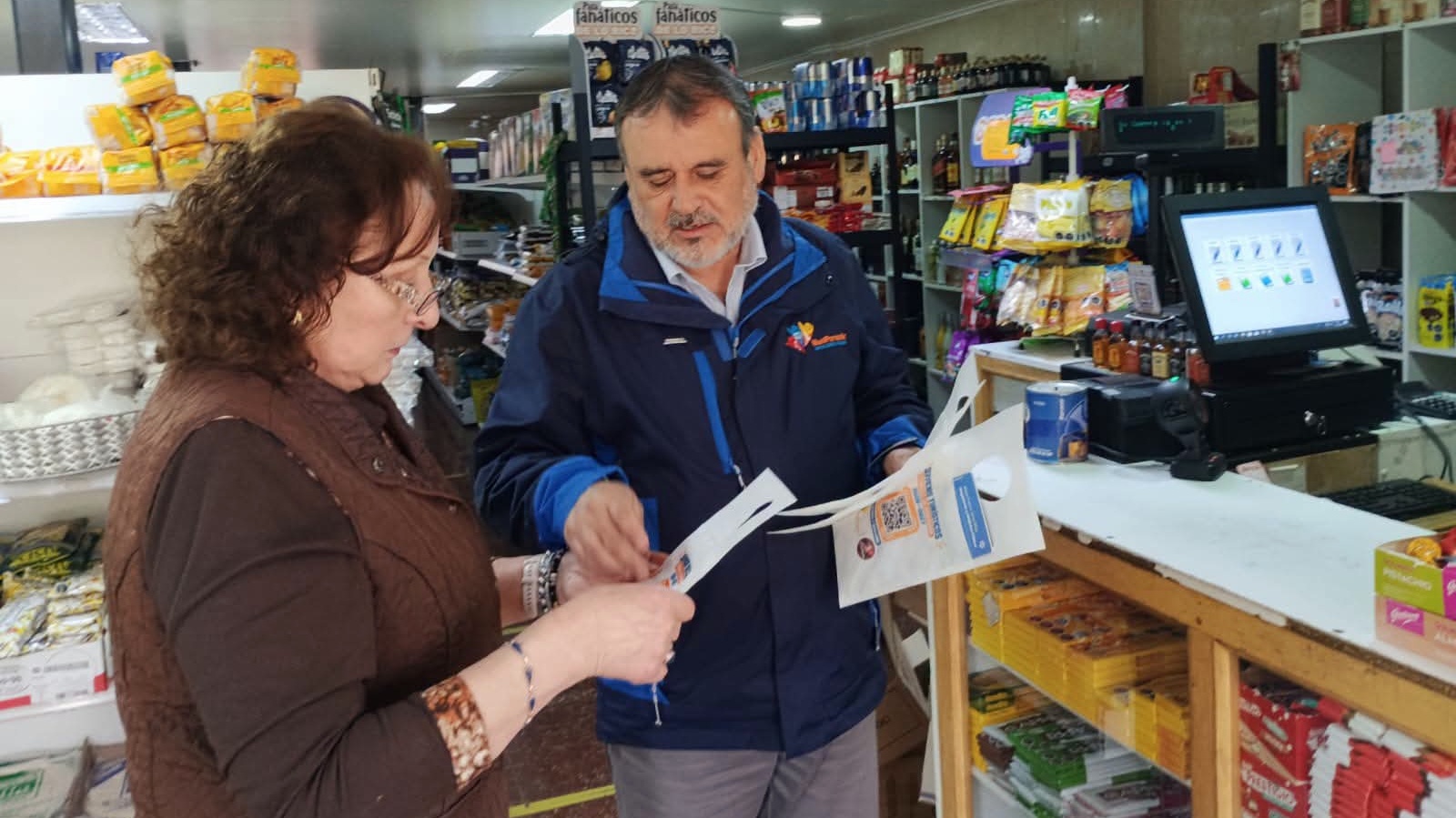 Municipalidad de Porvenir comienza difusión de código QR para promover los servicios turísticos de la comuna.