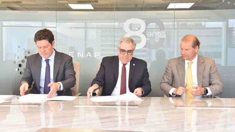 Enap realiza una de las mayores inversiones de su historia en el extranjero para adquirir operación petrolera en Ecuador