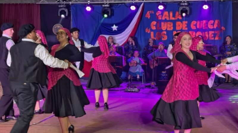 Alcalde de Porvenir destaca el valor de las tradiciones en la Cuarta Gala del Club de Cueca Los Márquez de Tierra del Fuego.