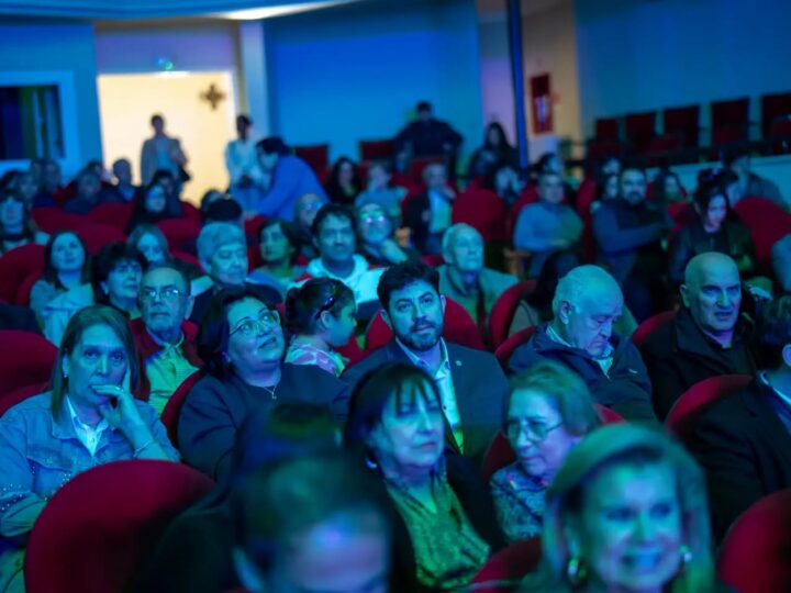 Magallanes rinde homenaje a sus creadores: Se entregaron los Premios Regionales de Cultura, Arte y Patrimonio 2026.