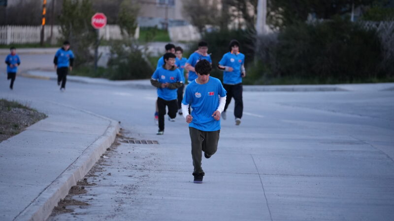 Corrida Familiar Nocturna se efectuó en la localidad fueguina de Cerro Sombrero.