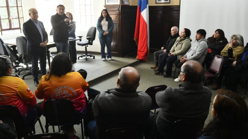 Municipio de Punta Arenas entrega subvenciones a 11 agrupaciones sociales.