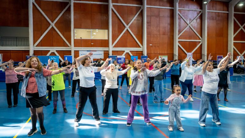 Plaza Ciudadana «Experiencia en movimiento»: en Punta Arenas las personas mayores cerraron su mes con una gran jornada de Gobierno en Terreno.