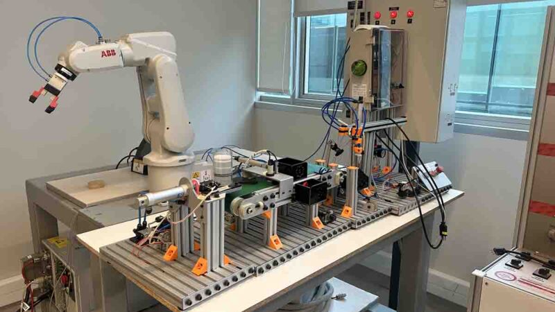 INACAP Punta Arenas impulsa el proceso de matrícula y destaca la formación técnica en Electricidad Industrial