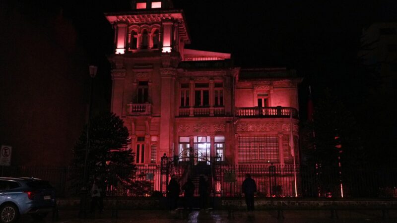 Punta Arenas conmemora el Mes del Cáncer de Mama con actividades preventivas.