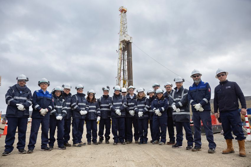 Directorio de Enap sesiona en Magallanes y analiza en terreno proyectos estratégicos. 