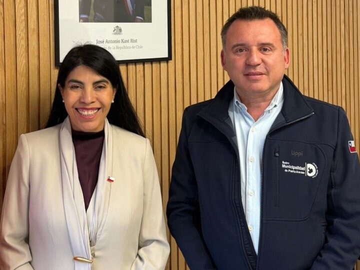 Alcalde Radonich se reunió con ministra Lincolao para fortalecer el rol antártico de la comuna.