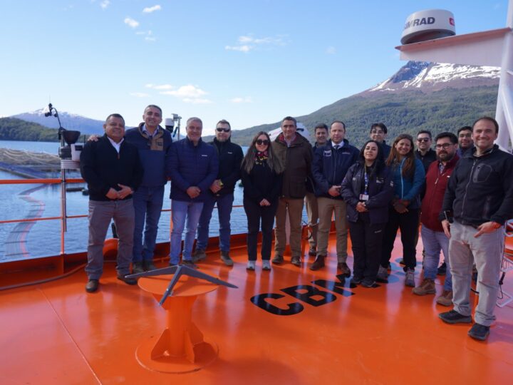 Autoridades regionales de Magallanes conocen en terreno la operación y los estándares ambientales de planta salmonera Blumar.
