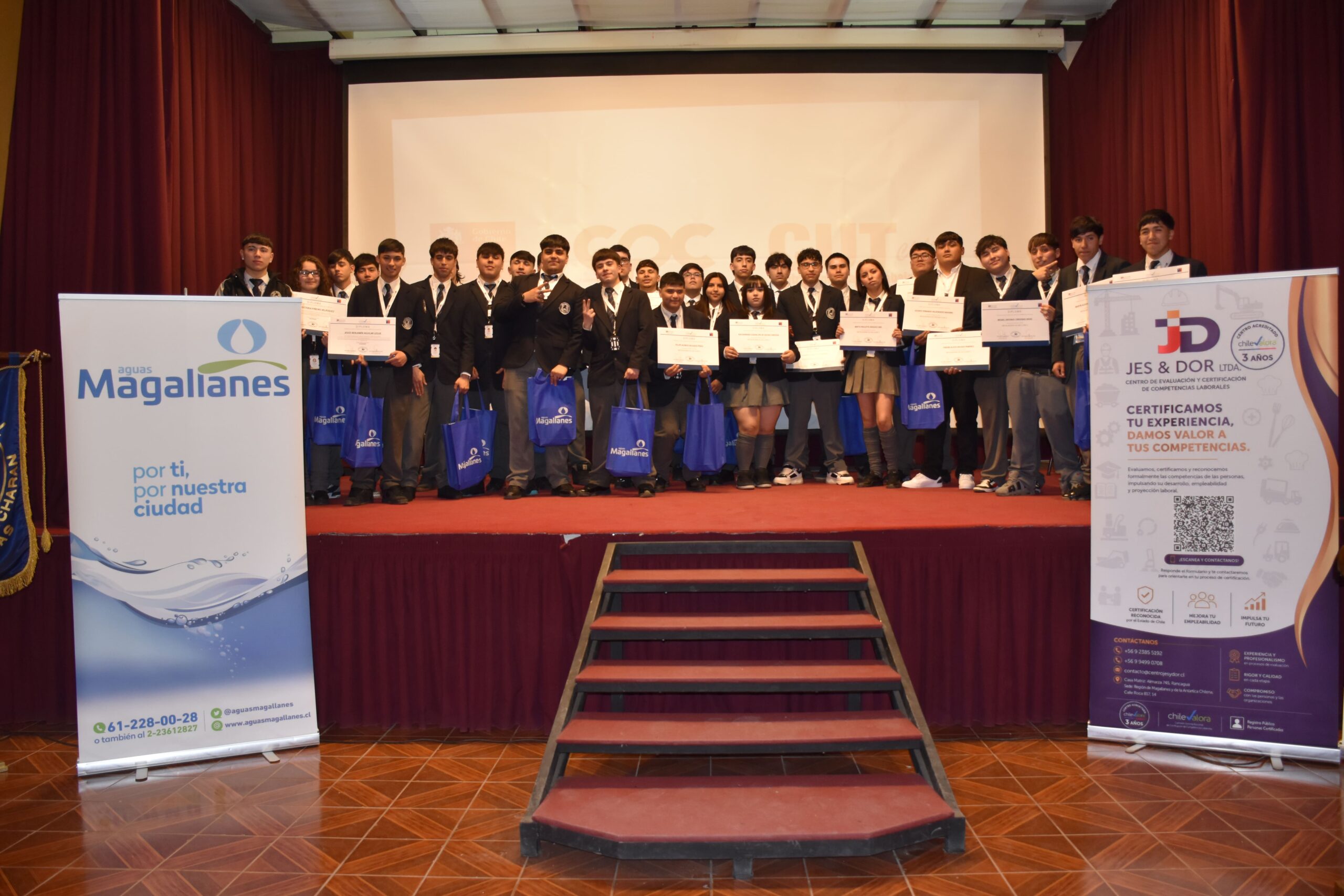 Aguas Magallanes refuerza compromiso con la Educación Técnica y financia certificación ChileValora para 33 alumnos del Liceo Industrial de Punta Arenas.