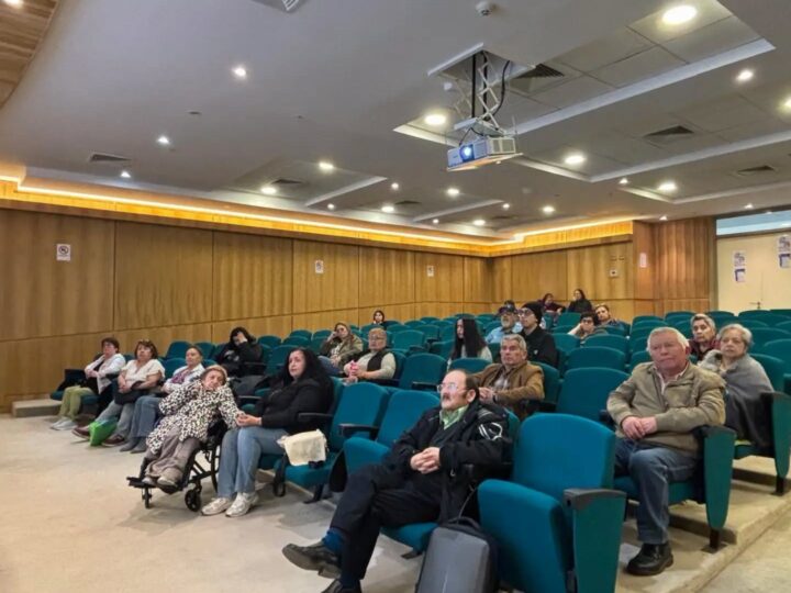 Hospital Clínico Magallanes promueve la salud mental de quienes cuidan a otros y convoca a un nuevo Encuentro de Cuidadores.