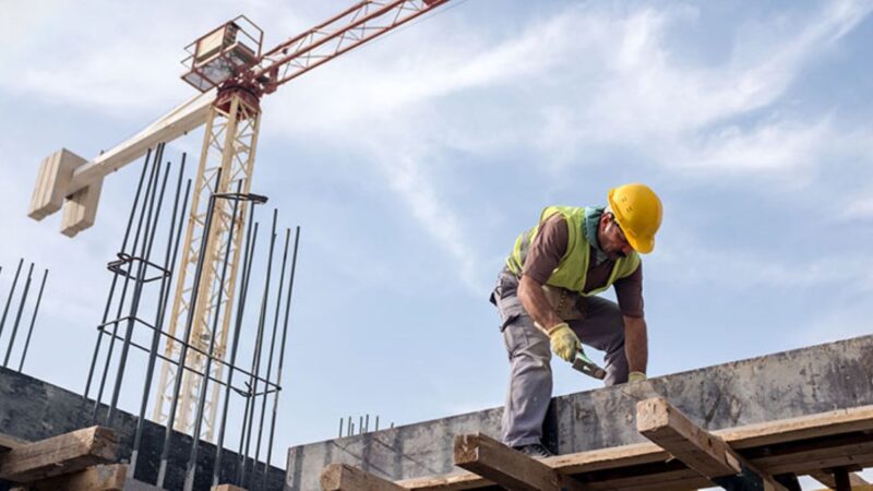 Desempleo en Chile escaló al 9.6% en el trimestre junio-agosto 2026 y alcanza su nivel más alto desde 2021.