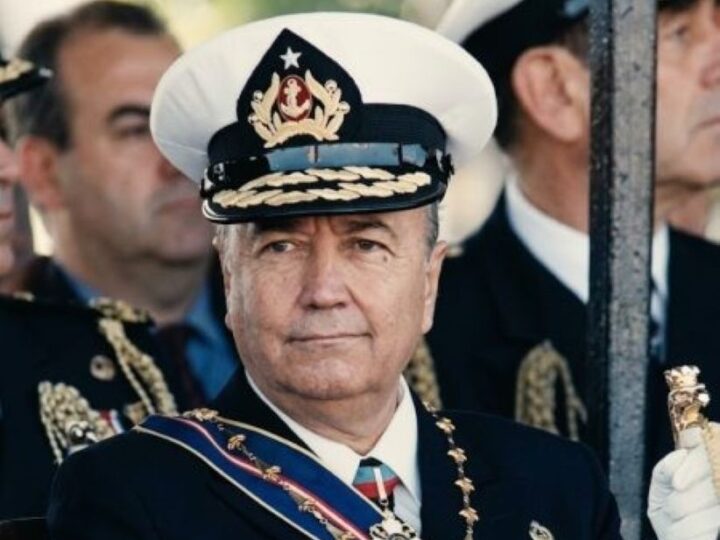 Almirante (r) Jorge Arancibia: “Escoltar al Danstar podría derivar en consecuencias muy críticas”.