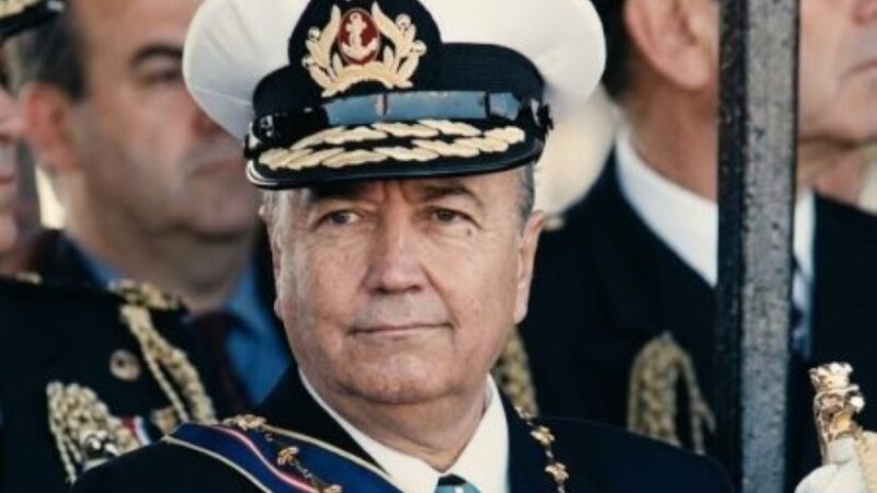 Almirante (r) Jorge Arancibia: “Escoltar al Danstar podría derivar en consecuencias muy críticas”.
