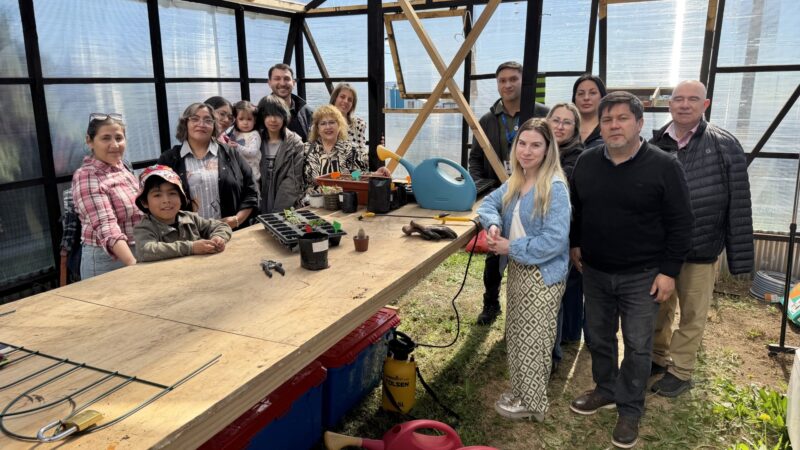 Diez familias finalizan programa de seguridad alimentaria en Punta Arenas y anuncian ampliación de cupos.