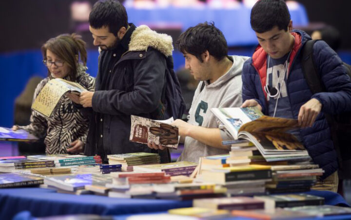 Más de veinte libreros darán vida a una gran Feria del Libro por el Día del Patrimonio Regional en Punta Arenas.