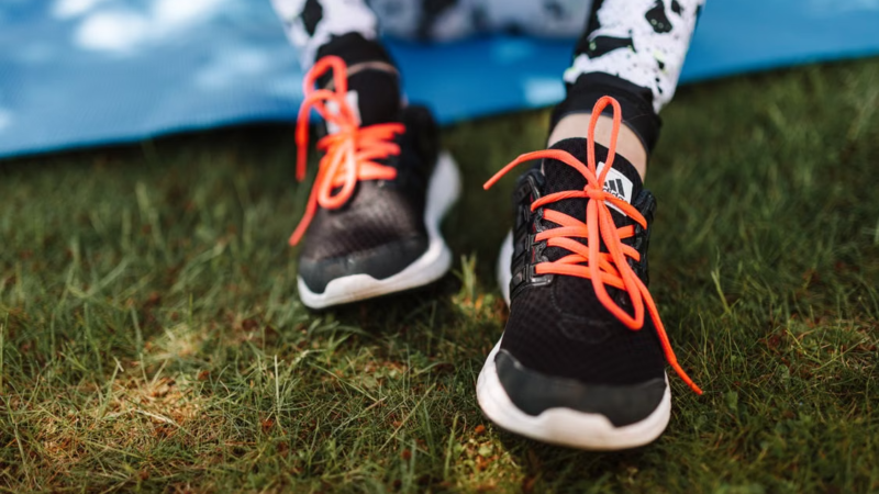 Zapatillas de training Adidas: qué cambia frente al running