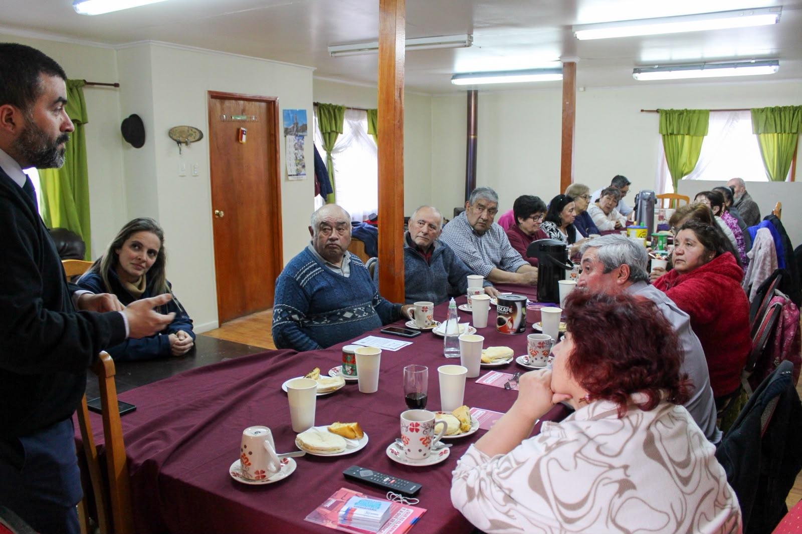 Director regional de Sernac despliega agenda de trabajo en Puerto Williams.