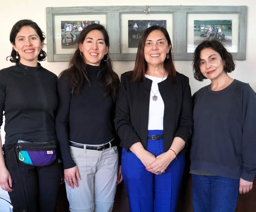 Municipio de Torres del Paine impulsa proyecto «Patagonia Invisible» para estudiantes de Cerro Castillo, con la participación de la actriz Tamara Acosta.